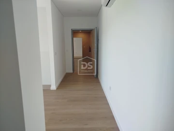 Apartamento T2 para Venda em Currelos, Papízios e Sobral