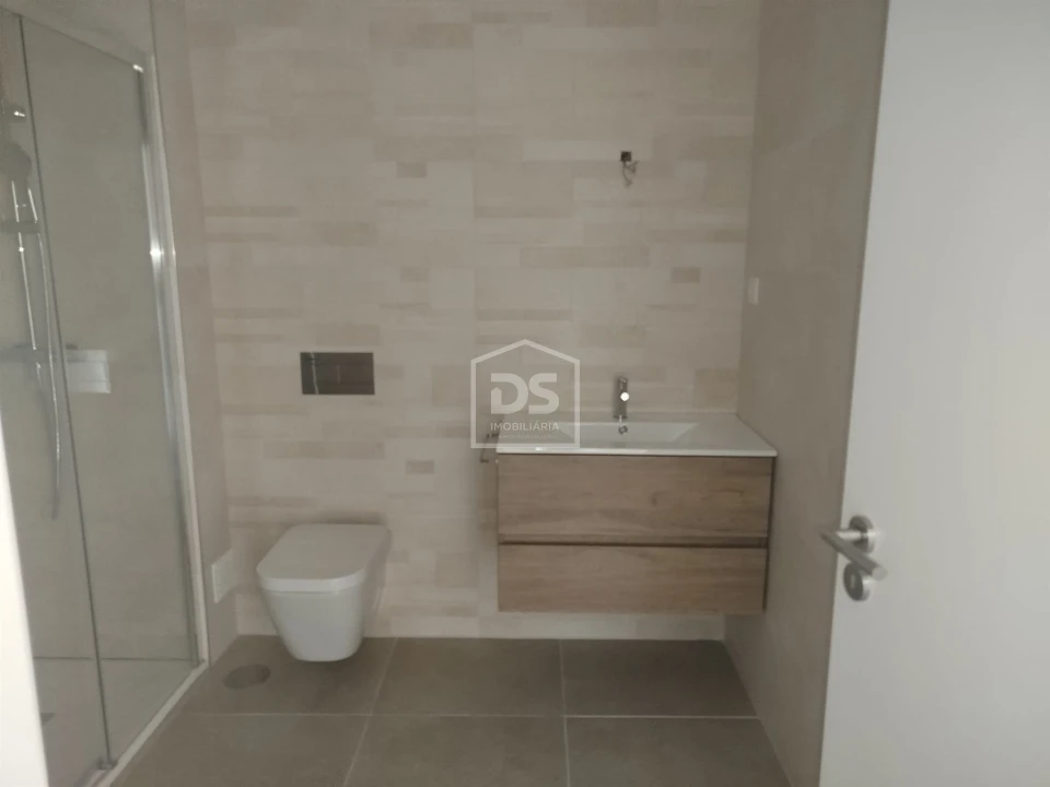 Apartamento T2 para Venda em Currelos, Papízios e Sobral Foto 55