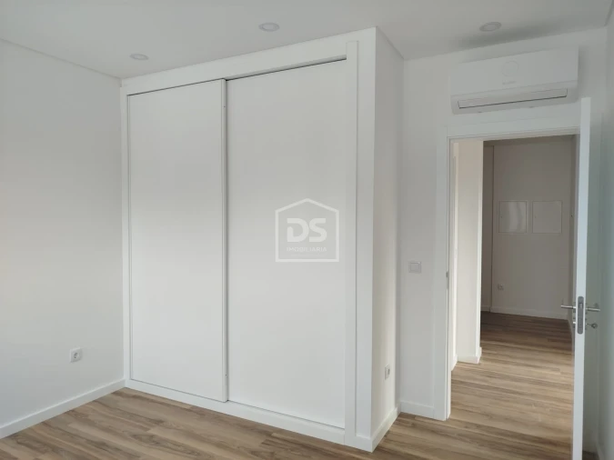 Apartamento T3 para Venda em Currelos, Papízios e Sobral Foto 47