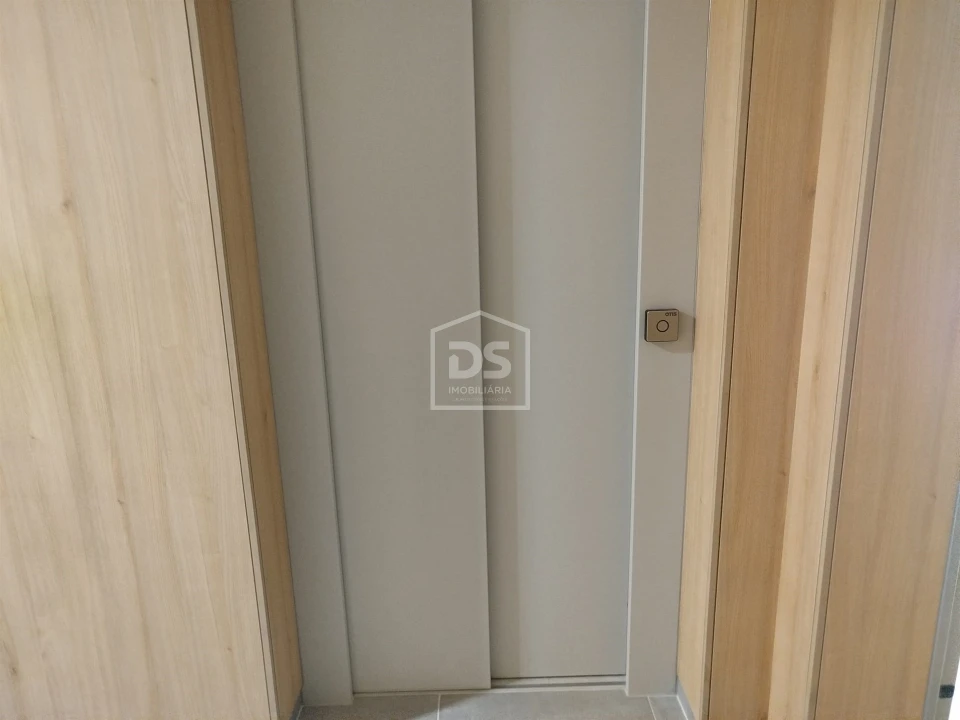 Apartamento T3 para Venda em Currelos, Papízios e Sobral Foto 45