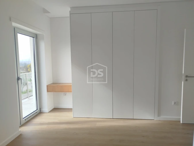 Apartamento T3 para Venda em Currelos, Papízios e Sobral Foto 39