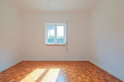 Moradia T3 para Arrendamento em Cascais e Estoril