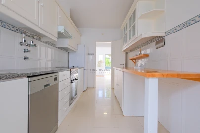 Moradia T3 para Arrendamento em Cascais e Estoril