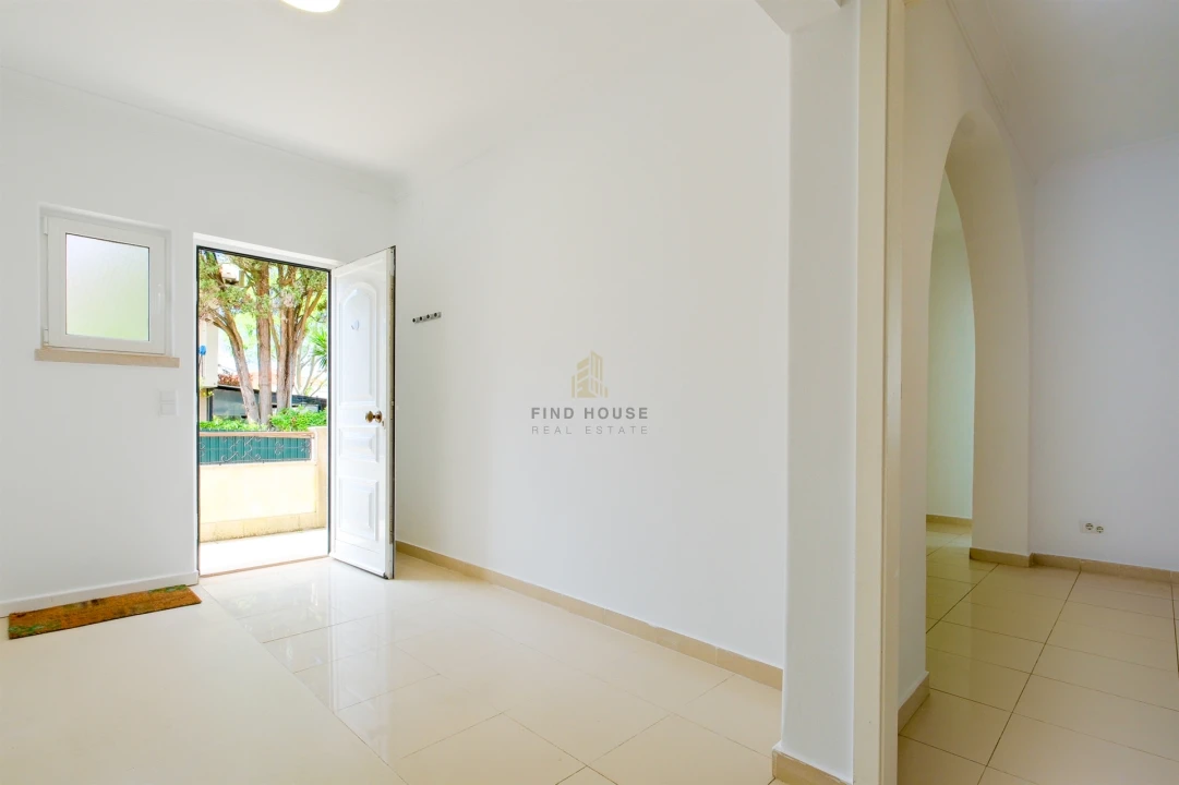 Moradia T3 para Arrendamento em Cascais e Estoril Foto 3