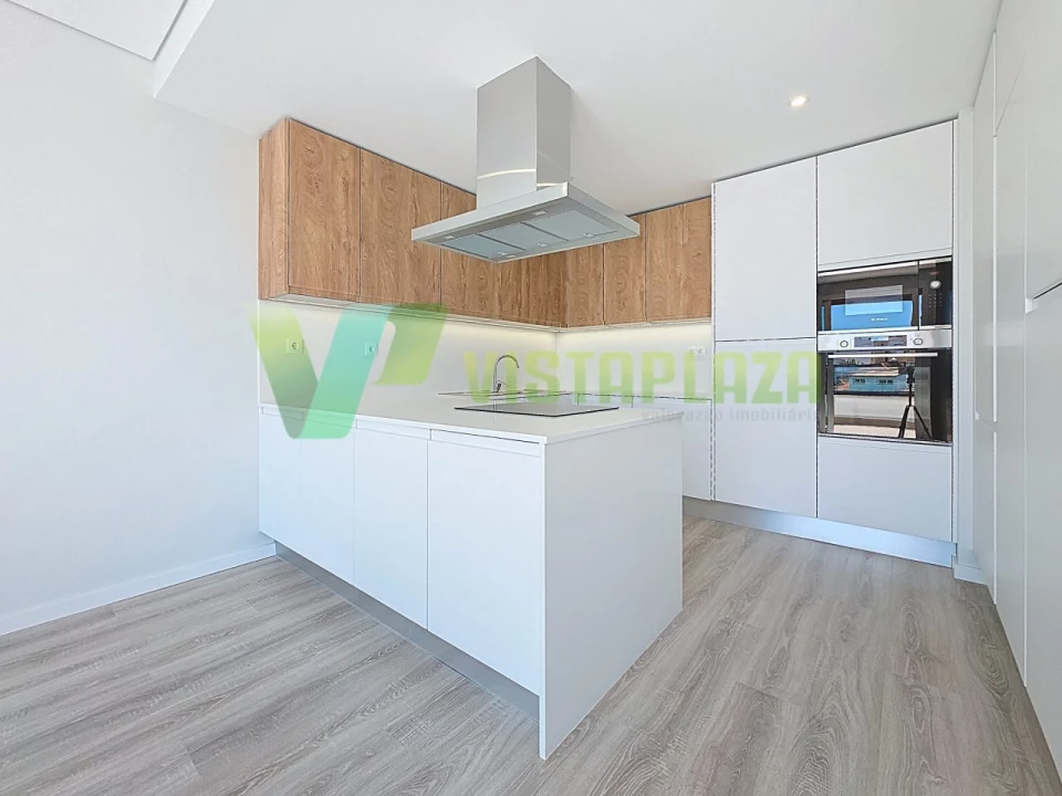 Apartamento T2 para Venda em Alvor Foto 6