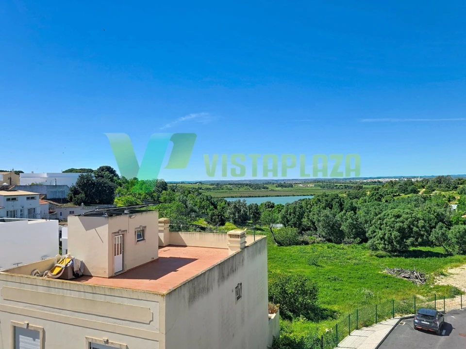 Apartamento T2 para Venda em Alvor Foto 32