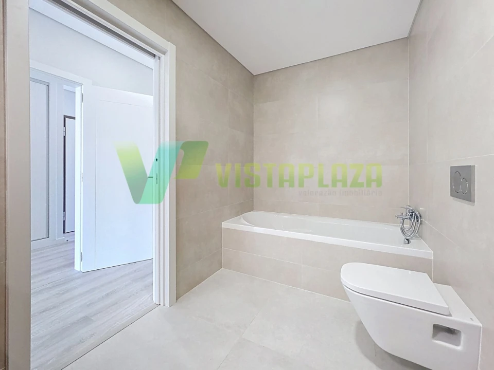 Apartamento T2 para Venda em Alvor Foto 21