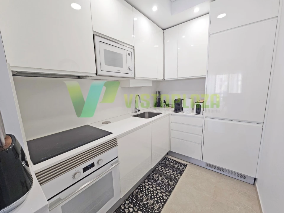 Apartamento T1 para Venda em Portimão Foto 4