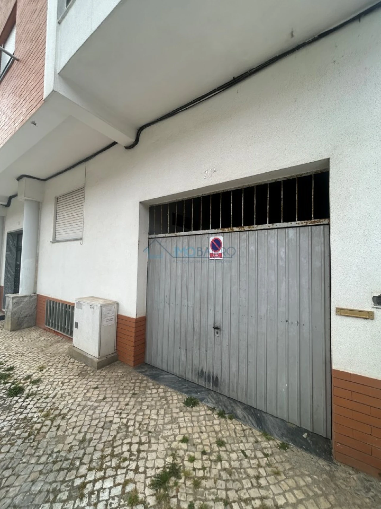 Garagem para Venda em Laranjeiro e Feijó Foto 2
