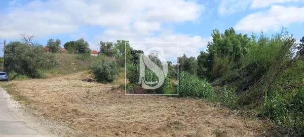 Quinta T2 para Venda em Romeira e Várzea