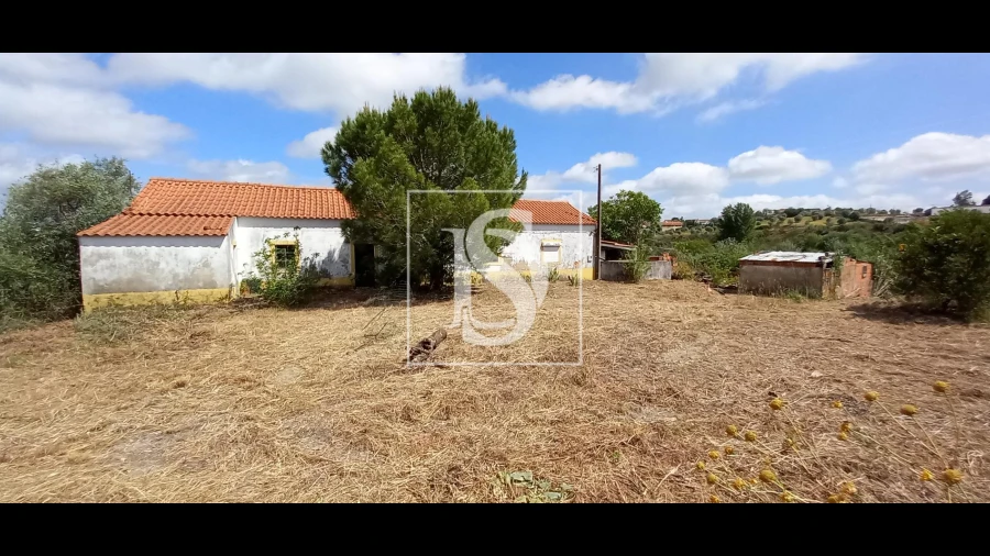 Quinta T2 para Venda em Romeira e Várzea