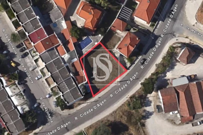 Terreno para Venda em Abitureiras