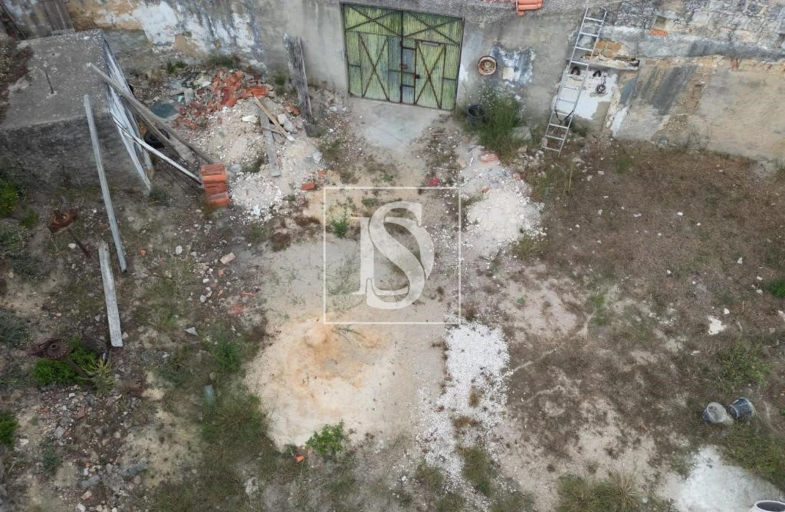 Terreno para Venda em Vale de Santarem Foto 5