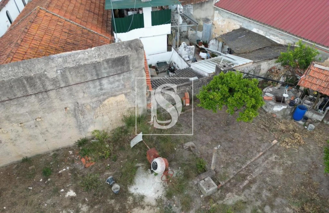 Terreno para Venda em Vale de Santarem Foto 1