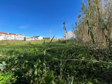 Terreno para Venda em Atouguia da Baleia