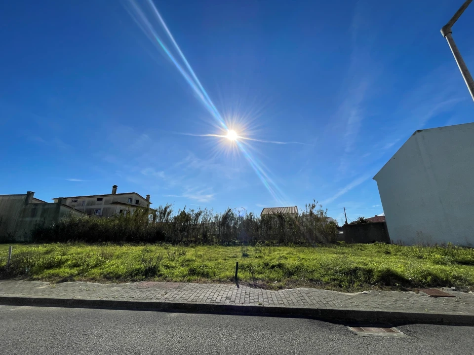 Terreno para Venda em Atouguia da Baleia Foto 2