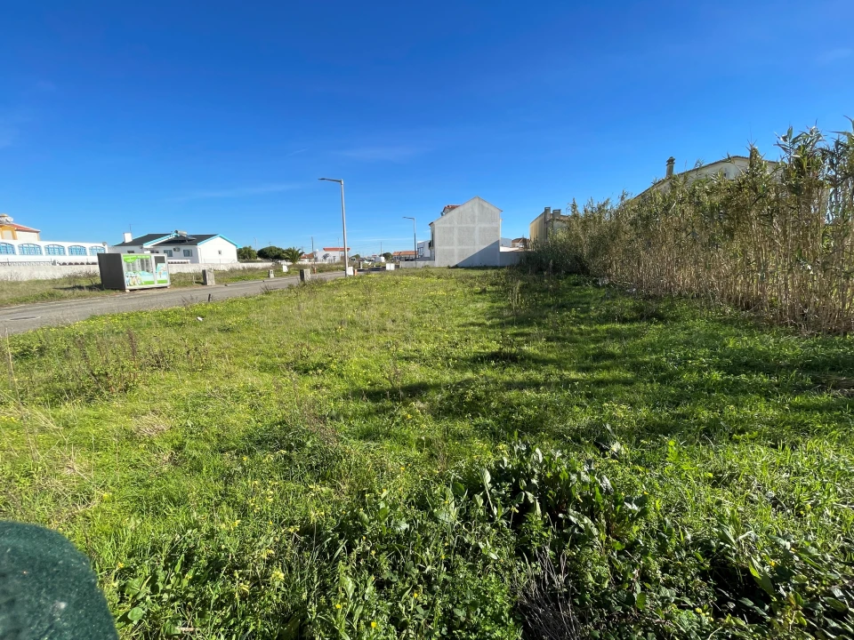 Terreno para Venda em Atouguia da Baleia Foto 20