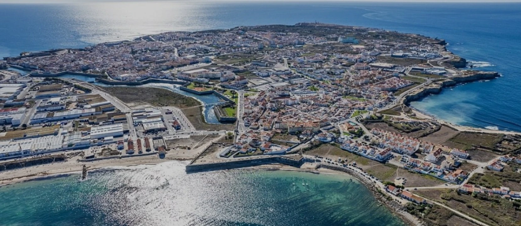 Moradia T7 para Venda em Peniche Foto 3