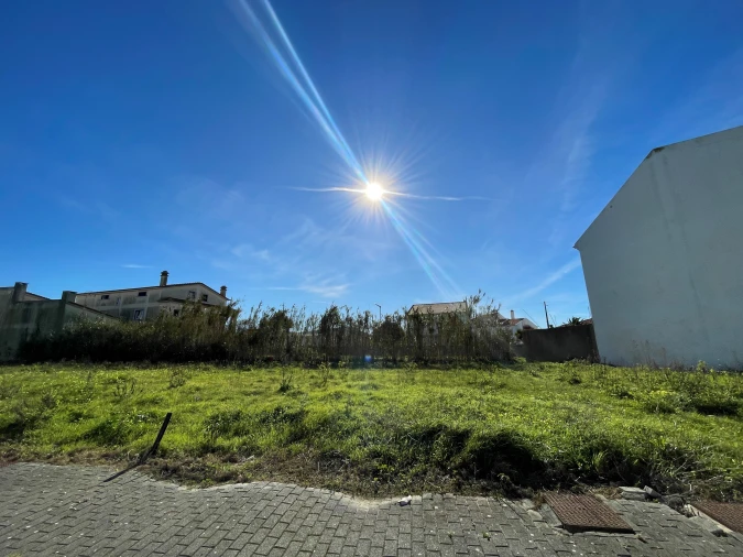 Terreno para Venda em Atouguia da Baleia Foto 5