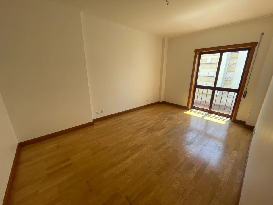 Apartamento T3 para Venda em Vale de Santarem Foto 3