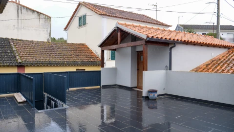 Moradia T3 para Venda em Nossa Senhora do Pópulo, Coto e São Gregório