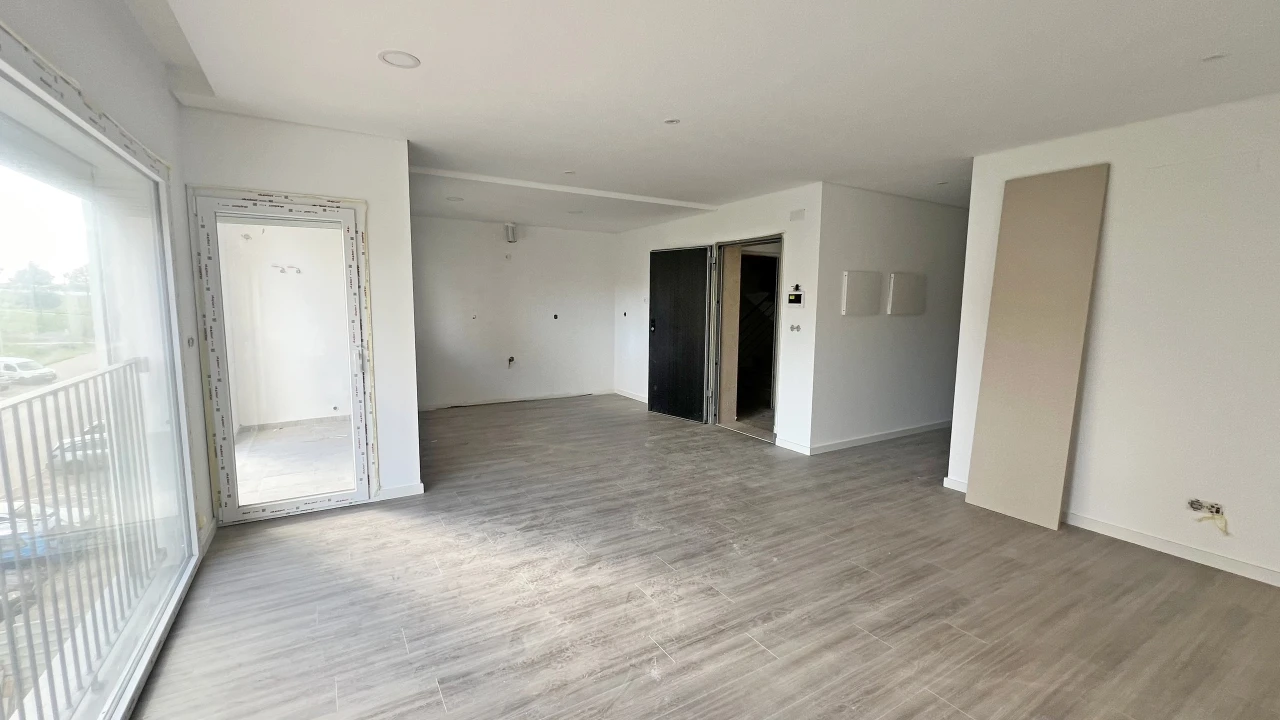 Apartamento T2 para Venda em Corroios Foto 21