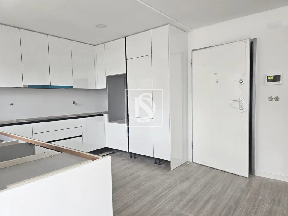 Apartamento T2 para Venda em Corroios Foto 37