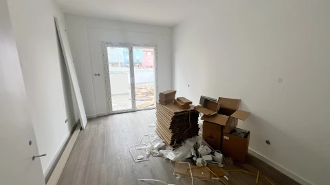Apartamento T2 para Venda em Corroios