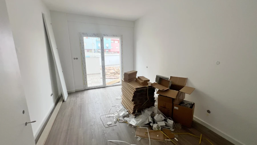 Apartamento T2 para Venda em Corroios Foto 25