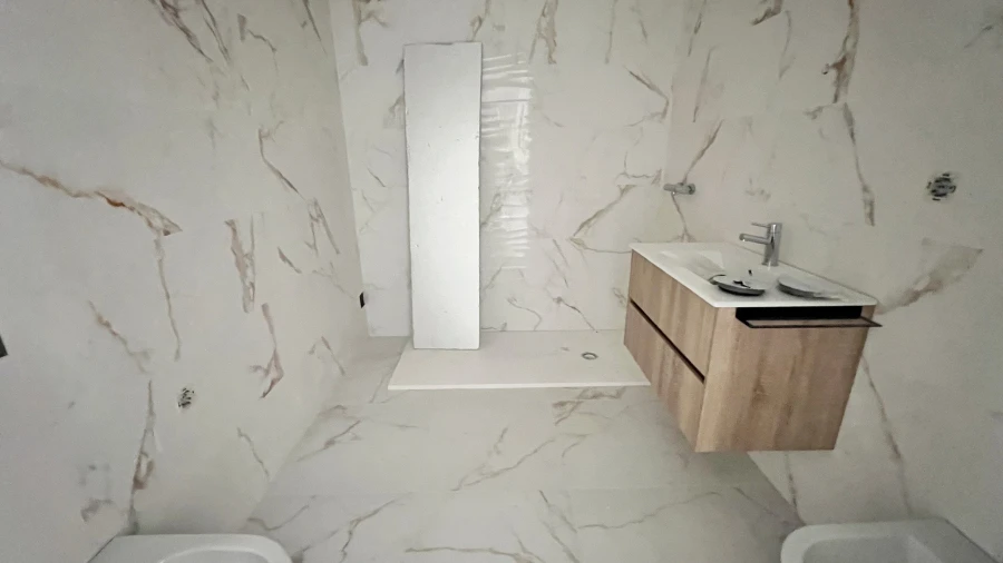 Apartamento T2 para Venda em Corroios Foto 22