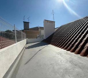 Moradia T2 para Venda em Marvila, Ribeira Santarém, São Salvador, São Nicolau