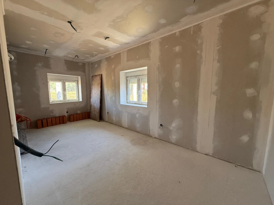 Moradia T6 para Venda em Vale de Santarem Foto 5