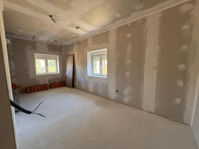 Moradia T6 para Venda em Vale de Santarem Foto 5