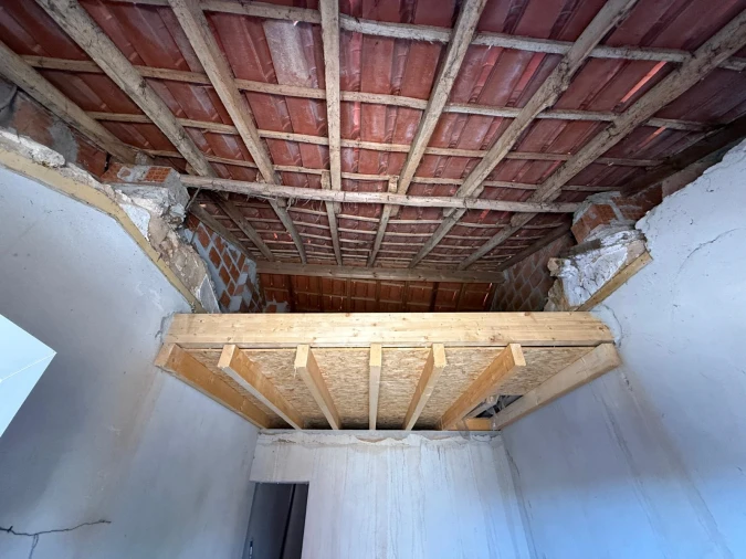 Moradia T6 para Venda em Vale de Santarem Foto 27