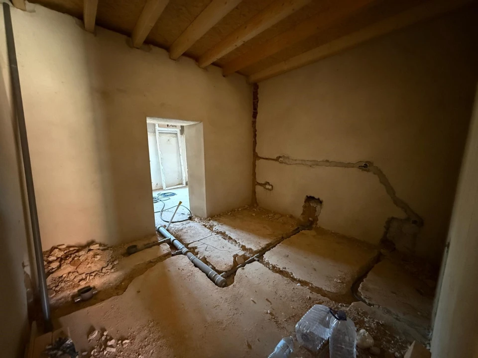 Moradia T6 para Venda em Vale de Santarem Foto 8