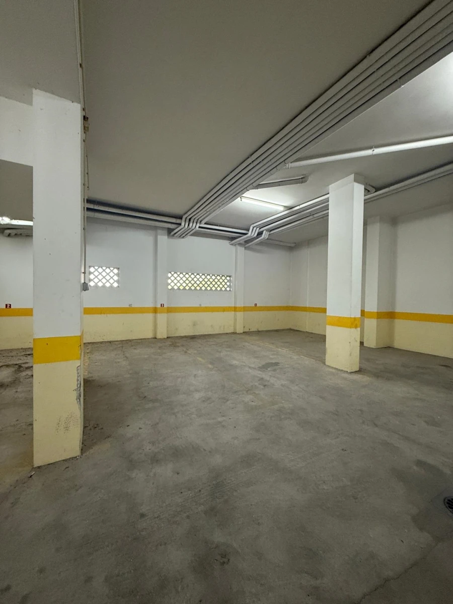 Garagem para Venda em Vale de Santarem Foto 17