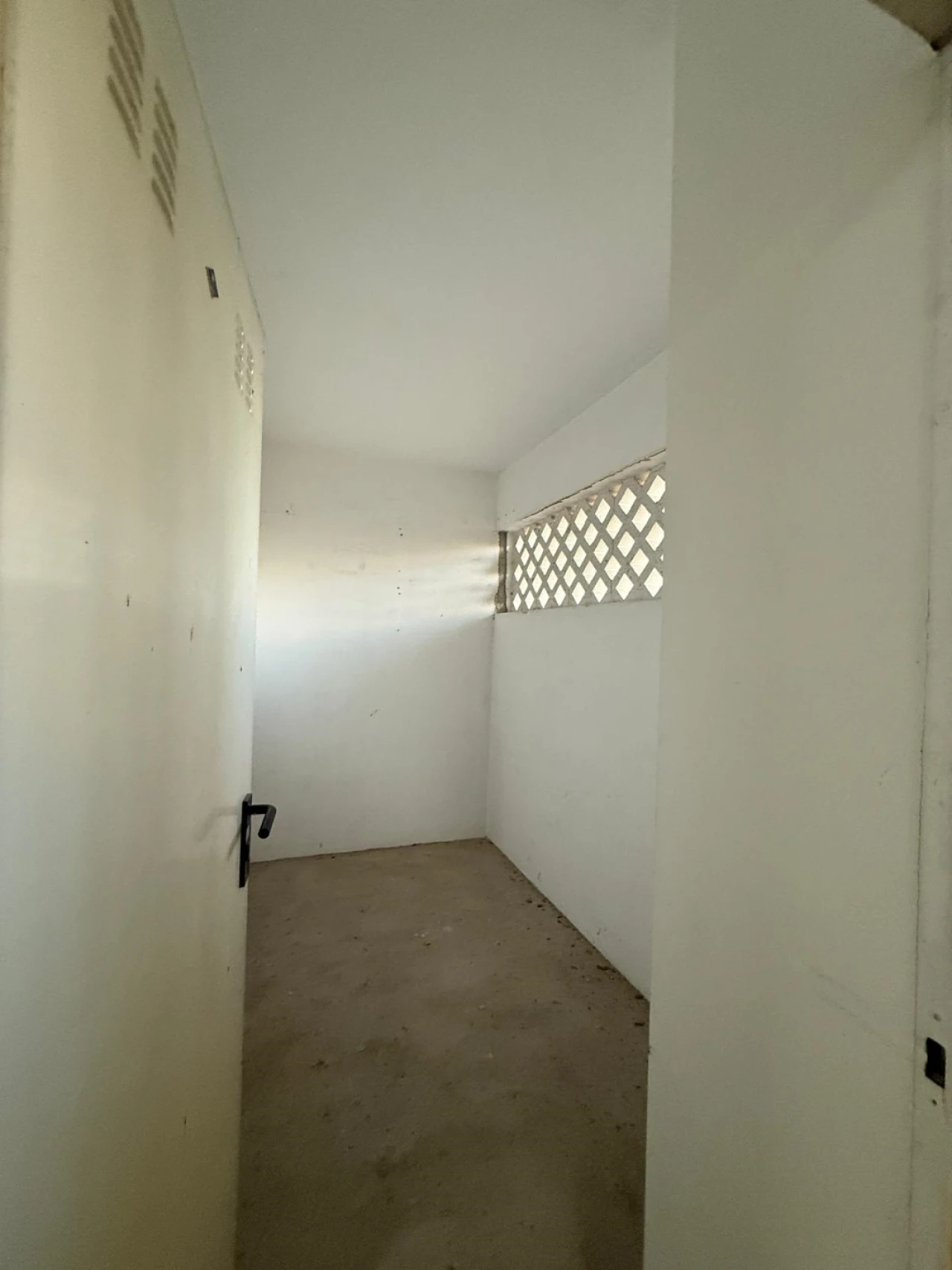 Garagem para Venda em Vale de Santarem Foto 8