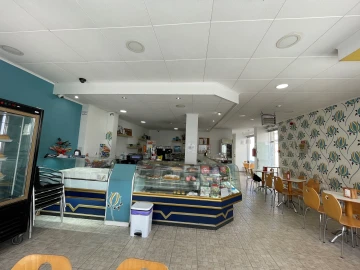 Loja para Trespasse em Peniche