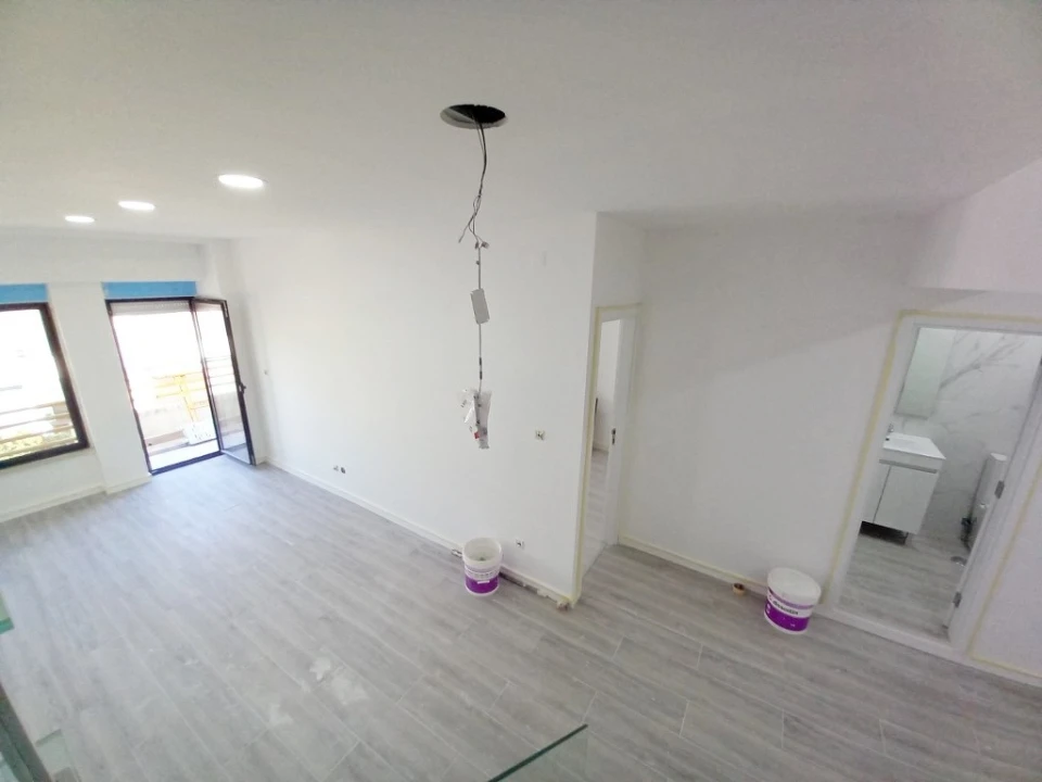 Apartamento T4 para Venda em Costa da Caparica Foto 29