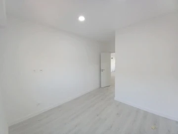Apartamento T4 para Venda em Costa da Caparica