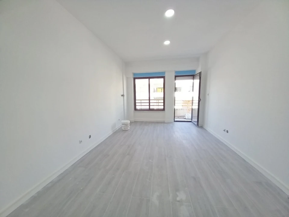Apartamento T4 para Venda em Costa da Caparica Foto 39