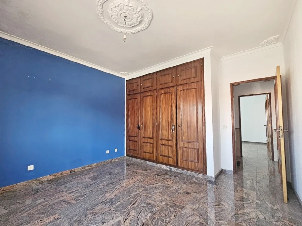 Apartamento T4 para Venda em Gaio-Rosário e Sarilhos Pequenos Foto 21
