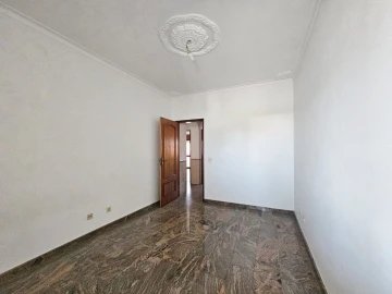 Apartamento T4 para Venda em Gaio-Rosário e Sarilhos Pequenos