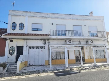 Apartamento T4 para Venda em Gaio-Rosário e Sarilhos Pequenos