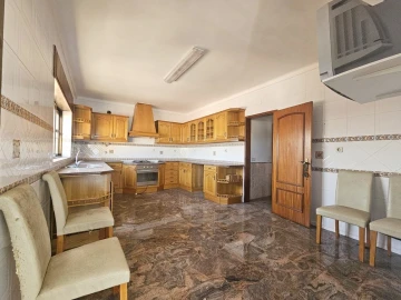 Apartamento T4 para Venda em Gaio-Rosário e Sarilhos Pequenos