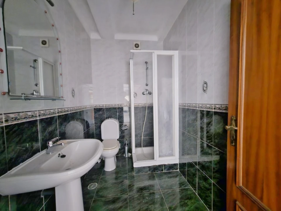 Apartamento T4 para Venda em Gaio-Rosário e Sarilhos Pequenos Foto 8