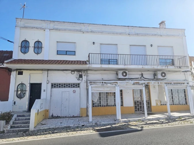 Apartamento T4 para Venda em Gaio-Rosário e Sarilhos Pequenos Foto 6