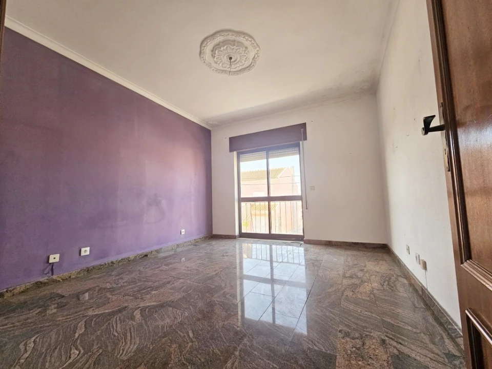 Apartamento T4 para Venda em Gaio-Rosário e Sarilhos Pequenos Foto 23