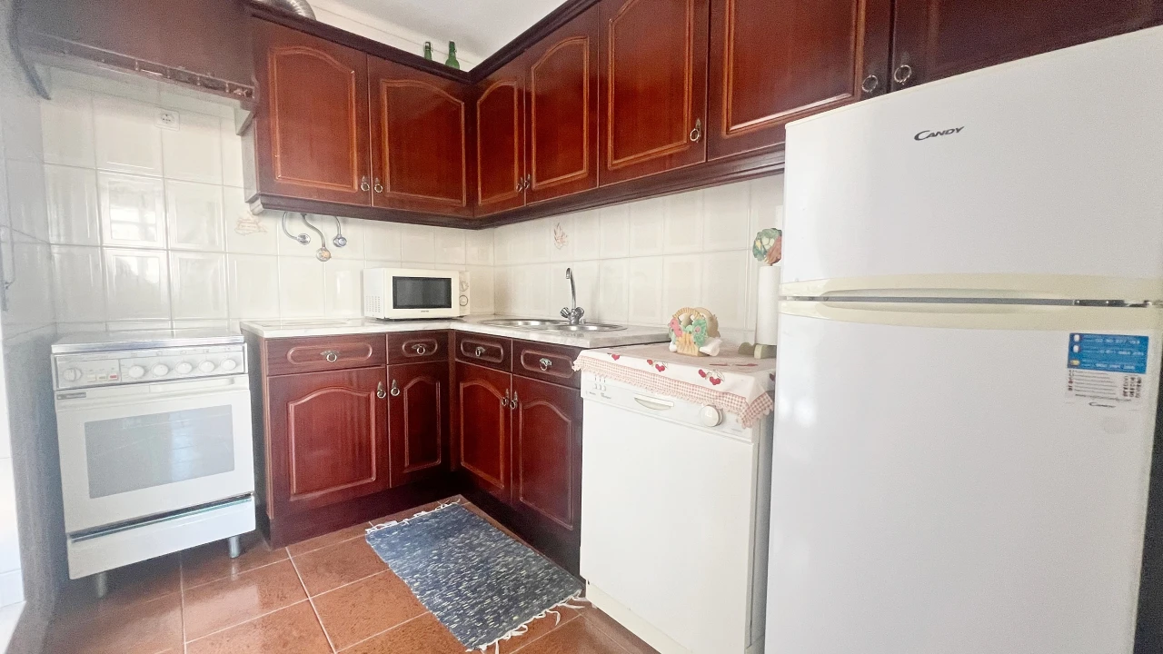 Apartamento T2 para Venda em Atouguia da Baleia Foto 24