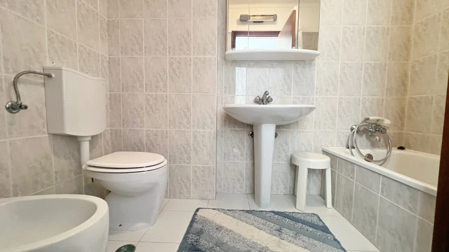 Apartamento T2 para Venda em Atouguia da Baleia Foto 33